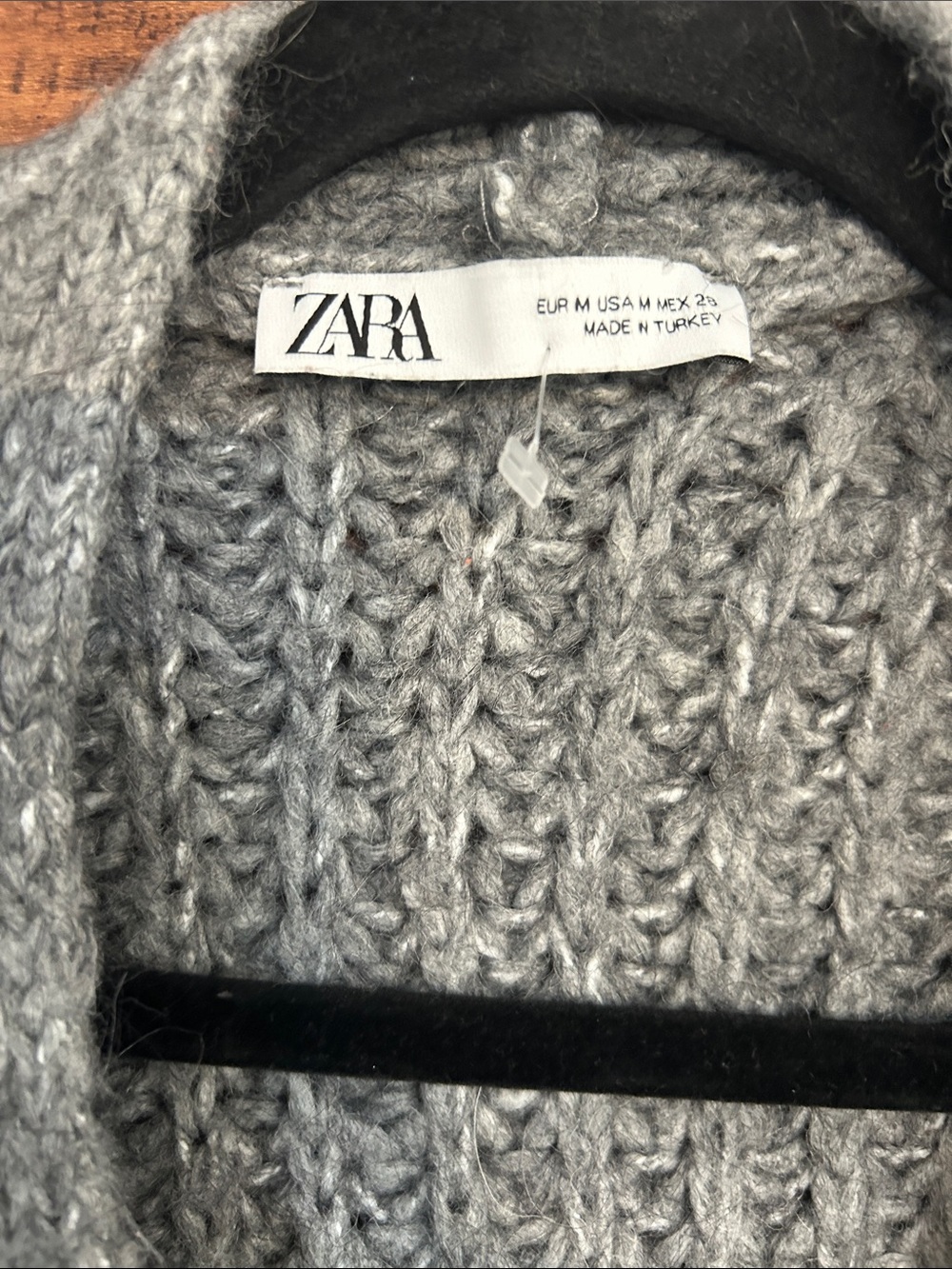 Zara Gray Open-Front Ribbed Knit Cardigan - Picture 3 of 11